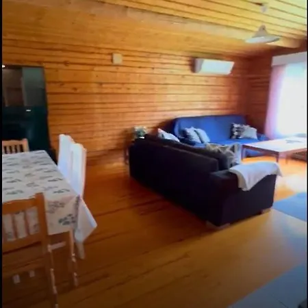 בית נופש Cozy Cottage On Lake Kyyjarvi