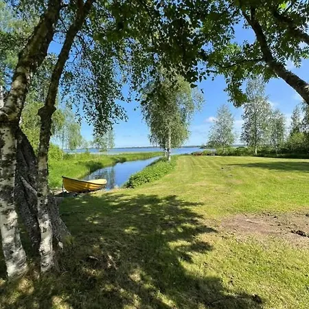 בית נופש Cozy Cottage On Lake Kyyjarvi